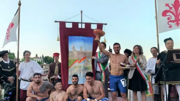 Il Comune di Gubbio trionfa nel Palio della Vittoria ad Anghiari