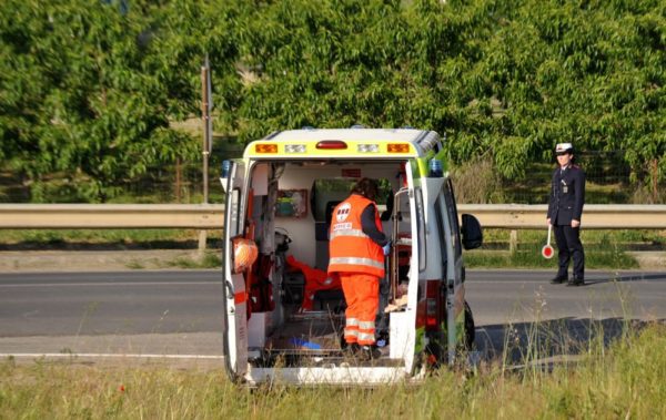 Incidente a San Zeno: scontro tra due auto, una ferita