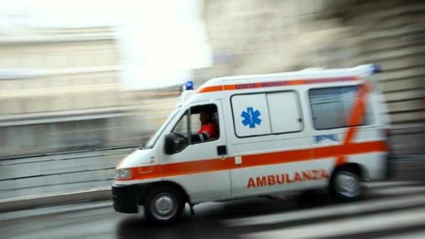 16enne muore in un incidente autostradale