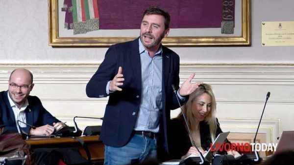 Rapporto sicurezza, Romiti (FdI) attacca Salvetti: "Non comprende i dati, venga la sera a passeggiare nei quartieri difficili "