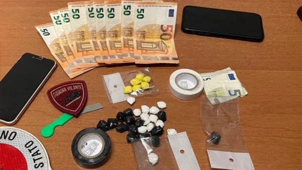 Arrestato spacciatore nel tragitto da Pistoia a San Piero a Grado