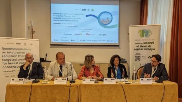 Tumore al seno: un gruppo di lavoro internazionale coordinato da esperti della FRO pone finalmente le basi per massimizzare i benefici della combinazione tra farmaci e radioterapia.