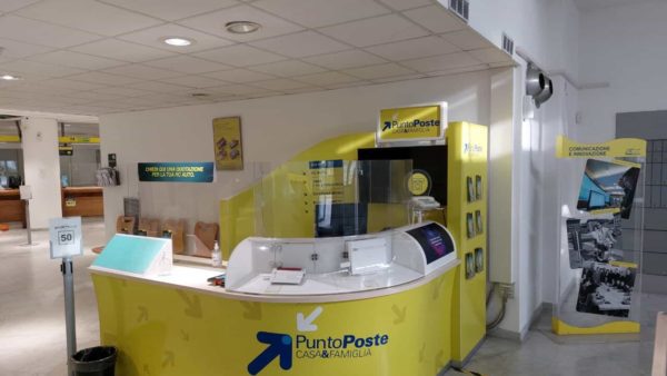 Nuovi servizi presso l'ufficio postale rinnovato di Vecchiano
