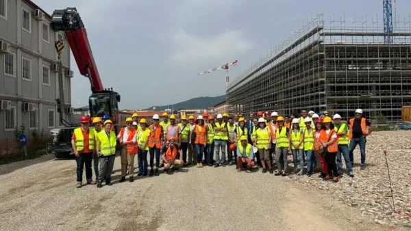 Architetti e ingegneri in visita al cantiere del Nuovo Polo ospedaliero Santa Chiara
