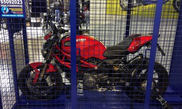 Poste: una nuova soluzione per il trasporto di moto e bici durante le vacanze