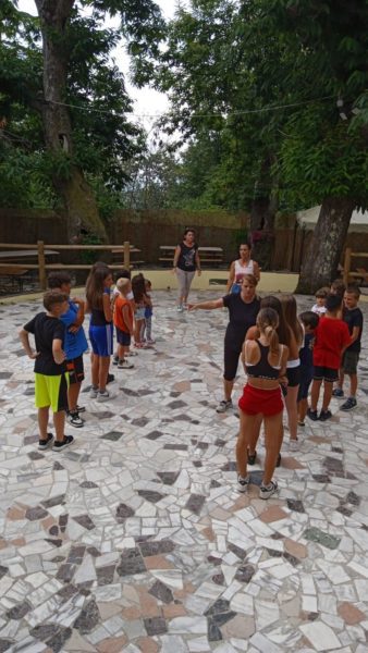 Giochi per i bambini e aperitivi al fresco al circolo ’La Pala’