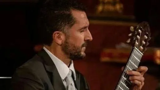 Musica spagnola a suon di chitarra