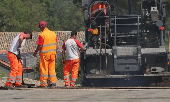 Cinque giorni di indagini Chiude il ponte sull’Elsa
