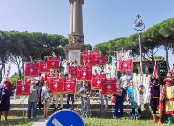 Compleanno speciale L'Avis festeggia e aumenta le donazioni