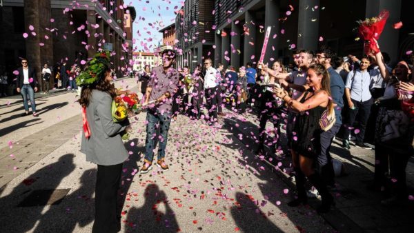 Il caso feste di laurea: gli studenti al preside: "Ingiusto minacciare di bloccare la gioia"