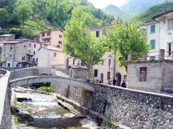 La Garfagnana sulla BBC con "Il lavoro italiano di Amanda e Alan"