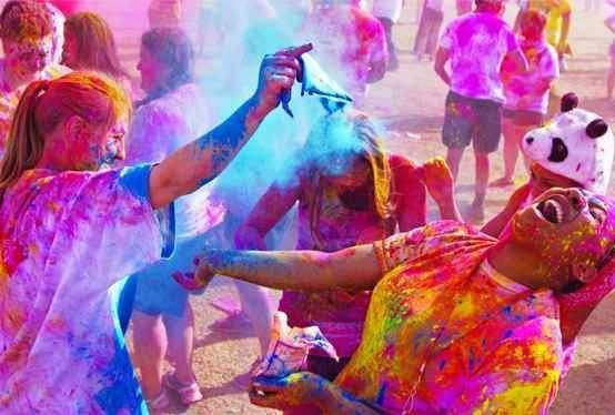 Sarà una festa di colori Atteso il grande show nel cuore della Caravella