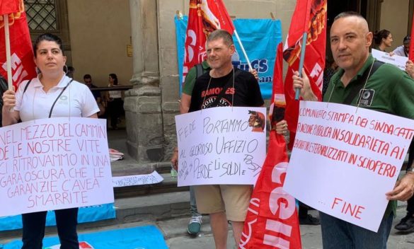 Lavoratori in sciopero, Uffizi chiusi "La nuova gara non ci garantisce"