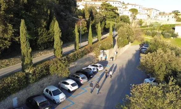 Altri parcheggi a pagamento Stalli blu allo Spirito Santo Abbonamenti per i residenti Spunta nuova area di sosta