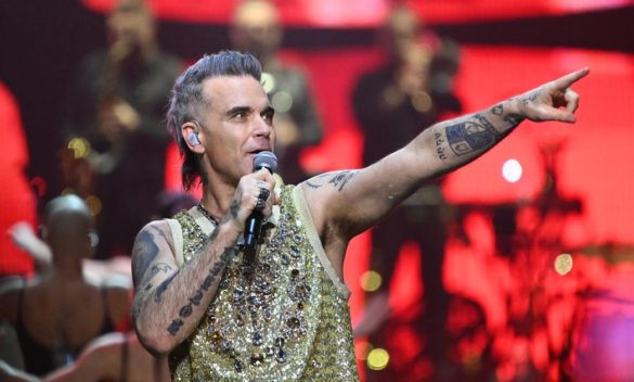Robbie Williams in concerto a Lucca, è il grande giorno. Quasi 20.000 fan sugli spalti