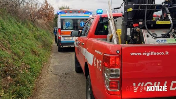 13enne gravemente ferito dopo la caduta da un ponte