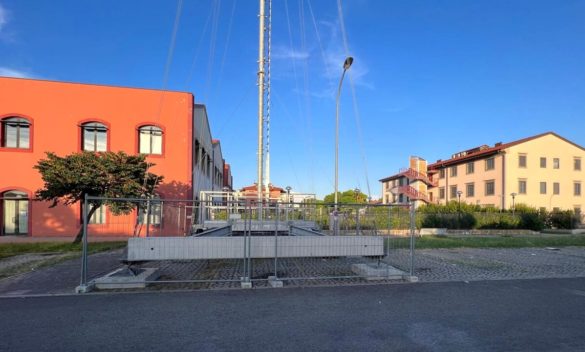 Putignano: L'antenna è stata installata troppo vicino a residenze, uffici e al parco giochi per bambini