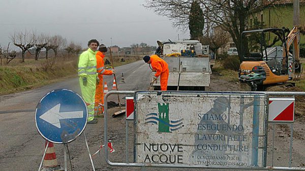 Lavori di manutenzione alla rete idrica a Castiglion Fiorentino