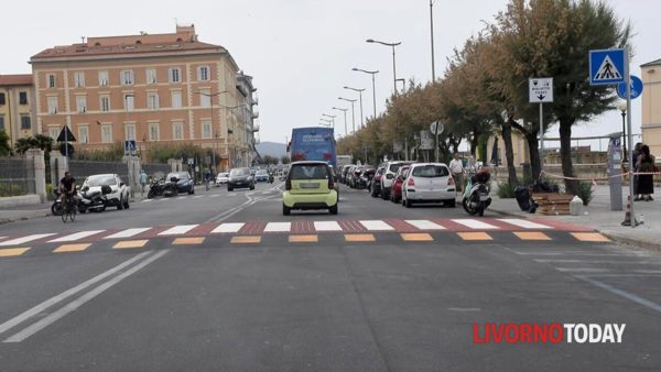 Titolo: Incremento della sicurezza stradale: Installazione di un autovelox in Viale Italia riduce gli incidenti del 36%