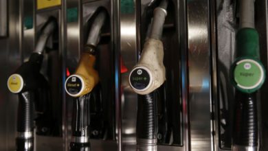Aumento record della benzina: oltre 2,3 euro al litro