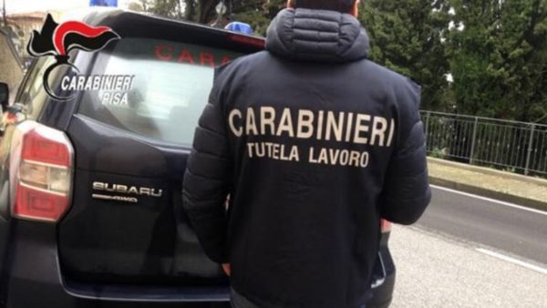 Chiuso autolavaggio per mancato rispetto delle norme di sicurezza e lavoratori in nero