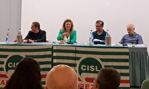 Cisl Consiglio Generale: Russo sottolinea l'importanza dei lavoratori come punto di partenza per la ripresa aziendale