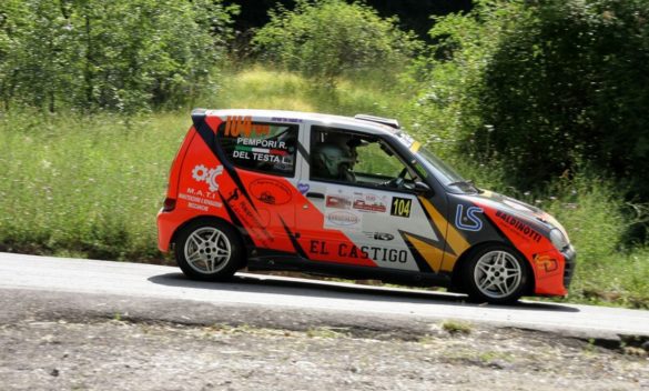 riscrivi titolo Prestazioni agrodolci per la Squadra Corse al Rally Coppa Città di Lucca