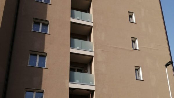 Facciate delle case popolari via Torre degli Agli: un problema di sbollature