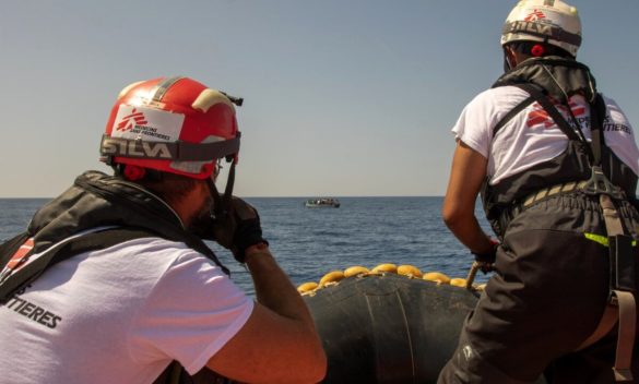 La nave Ong Geo Barents sbarcherà prima 200 migranti a Marina di Carrara, poi arriveranno altri 146 a Livorno