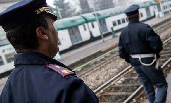 Arrivo di 118 e Polfer in seguito all'aggressione sul treno: caos nel traffico ferroviario