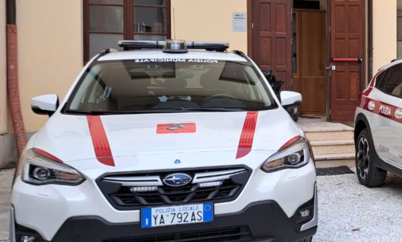 Automobilista in difficoltà alla guida: soccorso tempestivamente dalla Polizia municipale