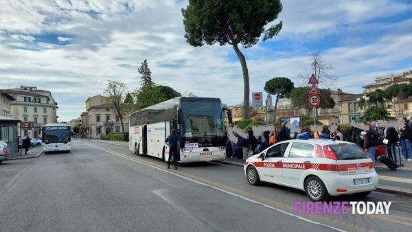 Bus turistici: le irregolarità diventano la regola: una nuova ondata di multe