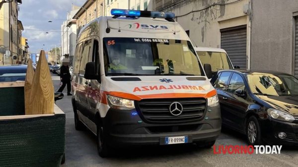 Grave malore colpisce una donna di 68 anni mentre cammina in via Adriana nel territorio del Pontino