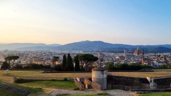 Forte Belvedere: Un'eccentrica storia di un luogo militare mai assediato