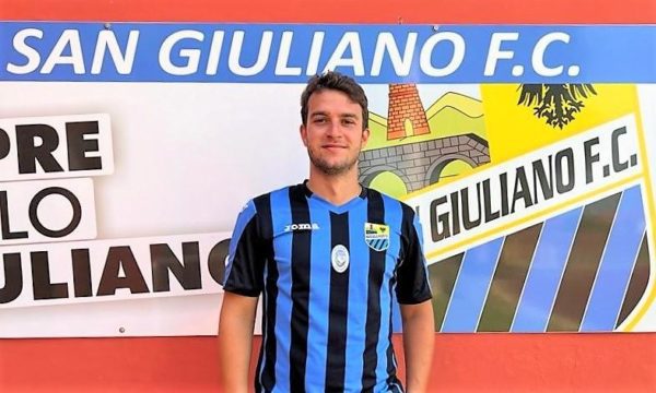 Calcio.  Prima: corazzata San Giuliano