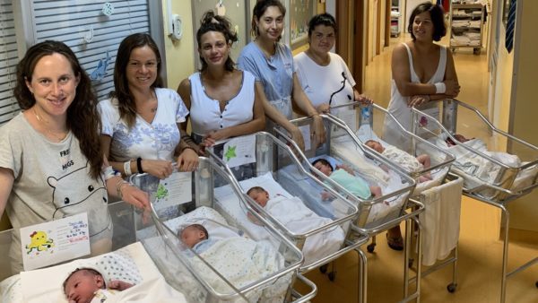 Isola d'Elba, un picco di nascite: un rush di 6 bambini in sole 48 ore presso l'ospedale di Portoferraio. La FOTO