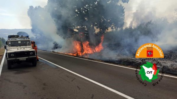 Incendio a Pomarance: le case vicine alle fiamme respirano finalmente dopo il controllo della situazione