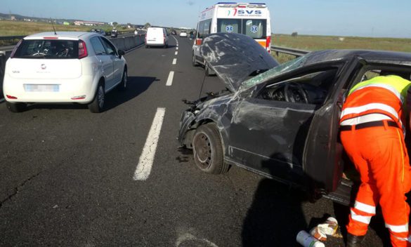 Incidente lungo la Fi-Pi-Li all'Interporto in direzione Livorno: 4 feriti e rallentamenti al traffico