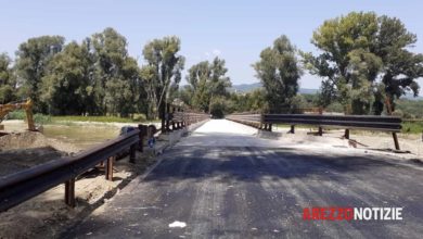 Il ponte Buriano bis è completamente finito: l'asfalto e i guardrail sono stati ultimati e il ponte è pronto per il collaudo.