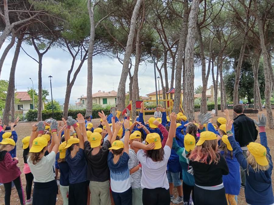 100 studenti di Barberino Tavarnelle si uniscono per pulire il territorio