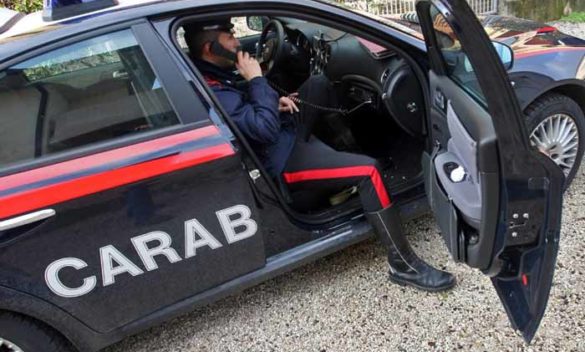 Arrestati a Prato dopo tentativo furto Jaguar