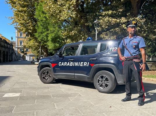 Carabinieri in Carrara arrestano tre pregiudicati ricercati dalle Forze dell'Ordine.