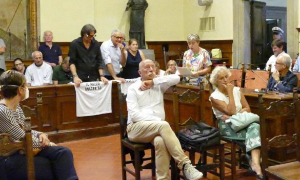 Comitato "Stop puzzo" di Arezzo continuerà la battaglia
