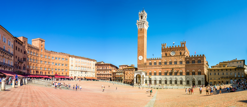 Comune di Siena apre selezione per quattro dirigenti a tempo determinato.