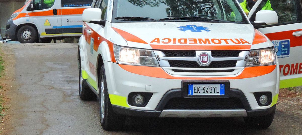 Esplosione in azienda: tre giovani lavoratori ricoverati in ospedale.