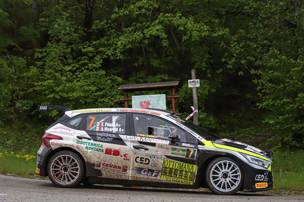 Fabio Pinelli mira all'argento CRZ 6 a Pistoia - Tutto il rallia mondiale