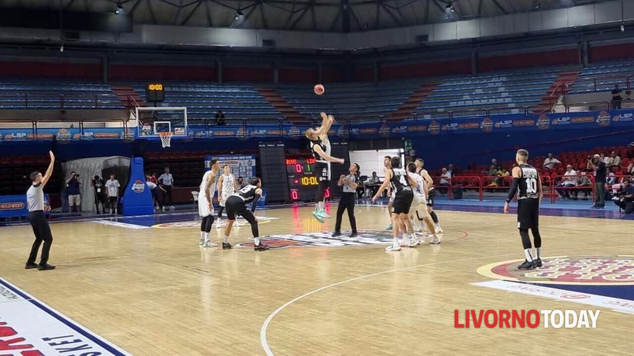 Finale in diretta, Caffè Toscano vs Tecnoswitch, match tra Livorno e Ruvo di Puglia.