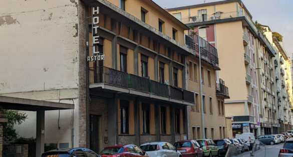 Firenze problemi nello sgombero dellex Hotel Astor