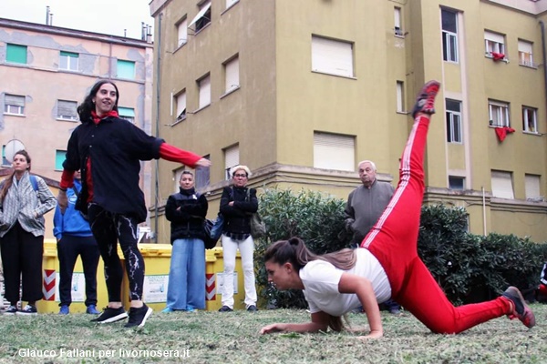 Il progetto Danze di Cortile promuove l'arte tra i residenti dei quartieri nord - Livorno Sera.