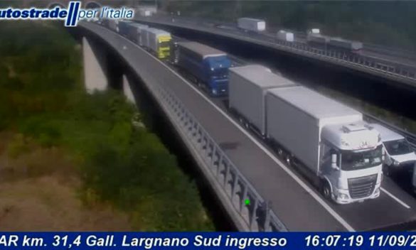 Incidente sulla A1 tra bivio Panoramica e Barberino disagi nel